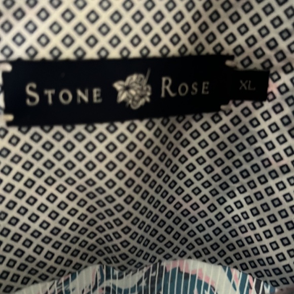 Short sleeve Hawaiian shirt, button down, size XL, Stone Rose brand - Picture 2 of 3
